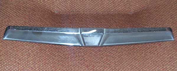 Chrysler hood molding #2